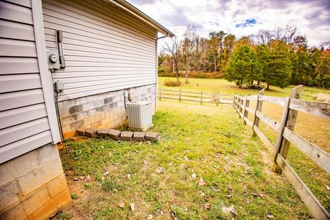 433 Coomer Rd, Burnside, KY 42519 photo 11