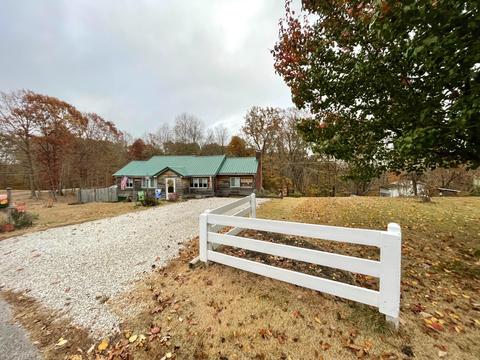 760 Springview Rd, Irvine, KY 40336 photo 2