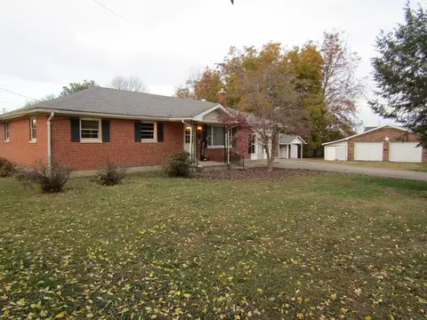 322 Oak St, Berea, KY 40403 photo 1