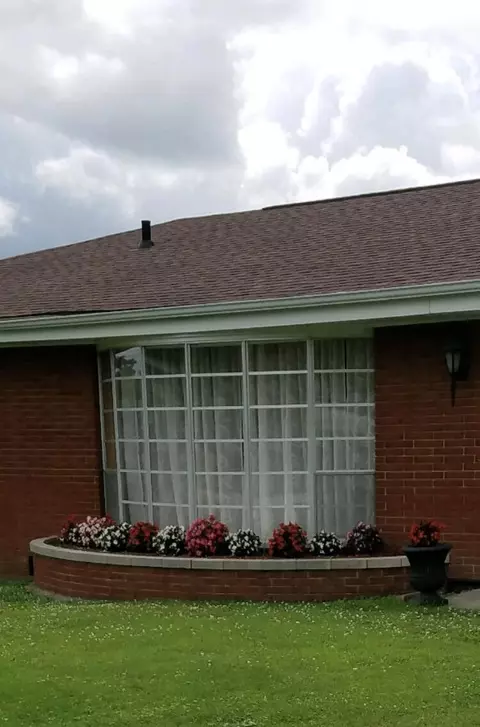 703 Phillips Ln, Corbin, KY 40701 photo 4