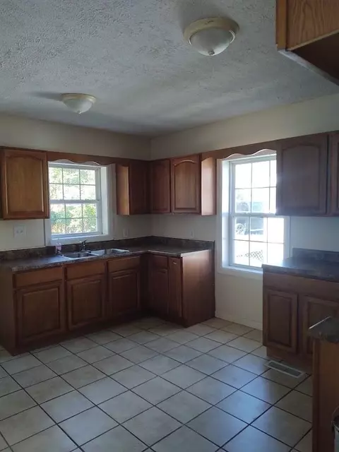 518 Chestnut St, Corbin, KY 40701 photo 8