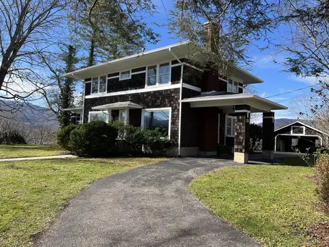 211 Arthur Heights Hts, Middlesboro, KY 40965 photo 4