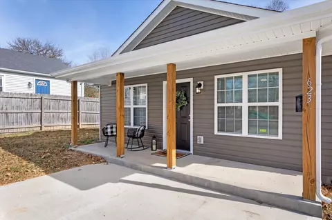 623 Second St, Georgetown, KY 40324 photo 2