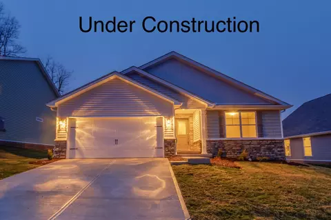 102 Stone Ridge Dr, Frankfort, KY 40601