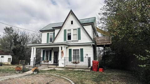 596 Chestnut St, Berea, KY 40403 photo 11