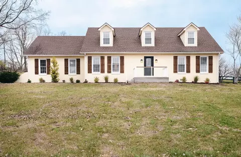 101 Paddock Dr, Nicholasville, KY 40356