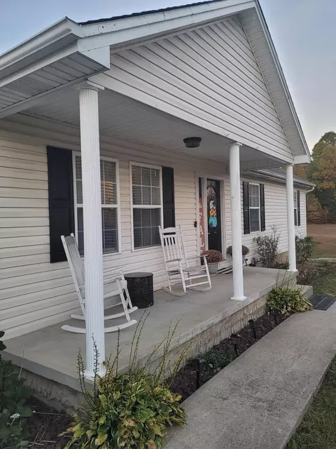 33 Derby Ln, Corbin, KY 40701 photo 2