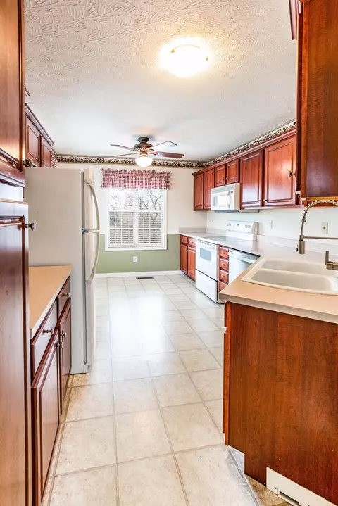 1137 Devane Ln, Frankfort, KY 40601 photo 8