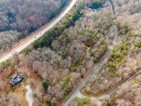 5887 Somerset Rd, London, KY 40741