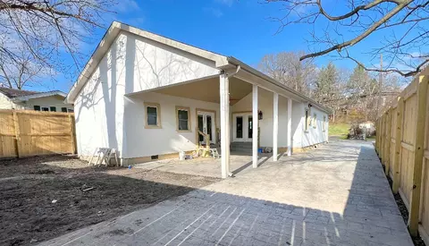 411 W 3rd St, Corbin, KY 40701 photo 2