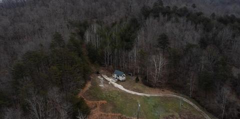1344 Caudill Rd, Stanton, KY 40380 photo 1