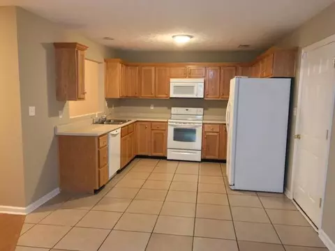 105 107 Commerce Dr, Berea, KY 40403 photo 3