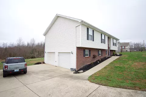 1057 Auger Springs Rd, Corbin, KY 40701 photo 4