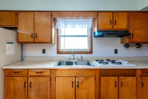 116 Scrivner St, Stanton, KY 40380 photo 8