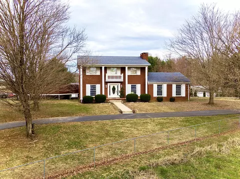 136 Mark Bernard Ln, Russell Springs, KY 42642