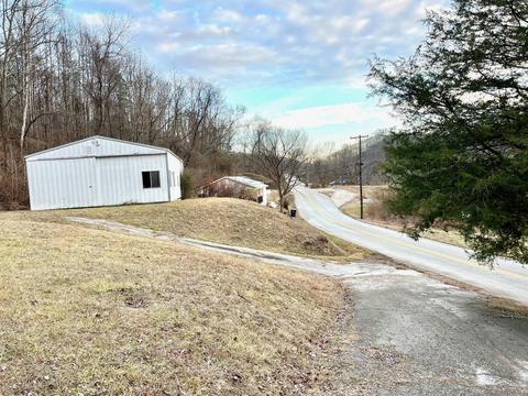 249 Southfork Rd, Beattyville, KY 41311