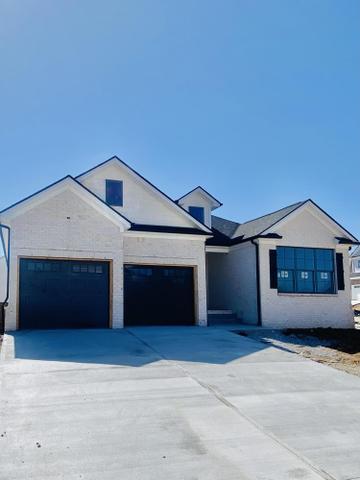 4100 Meadowlark Rd, Lexington, KY 40509