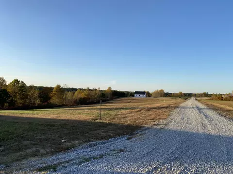 1754 Old Hare Rd, East Bernstadt, KY 40729