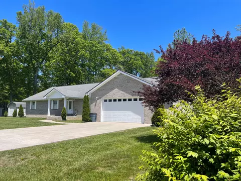 158 Roy Dr, Russell Springs, KY 42642