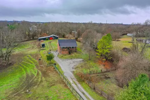 96 Mildred Lane Ln, Lancaster, KY 40444