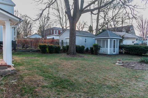 206 E Jackson St, Georgetown, KY 40324 photo 2
