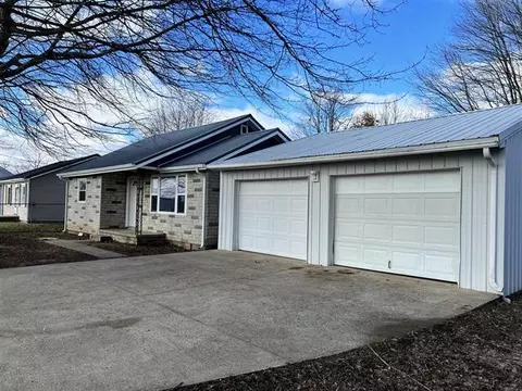 229 Shearin Ave, Danville, KY 40422