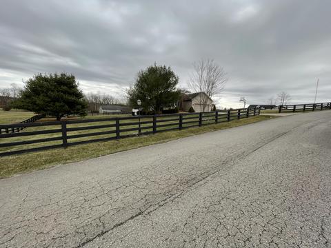 293 Rolling Meadows Dr, Lancaster, KY 40444 photo 4