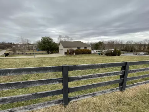 293 Rolling Meadows Dr, Lancaster, KY 40444 photo 21