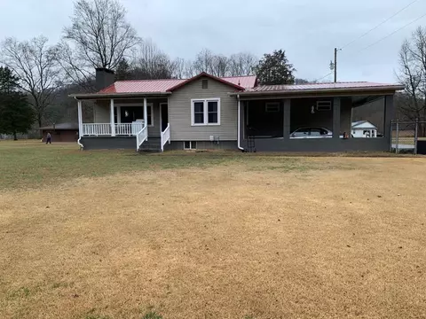 188 Leslie Ln, Prestonsburg, KY 41653