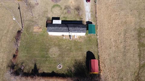 843 Tarter Cemetery Rd, Nancy, KY 42544