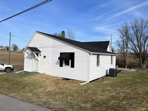 145 Cassidy Pike, Ewing, KY 41039 photo 3