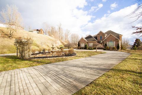 175 Ridgeview Way, Hazard, KY 41701 photo 2