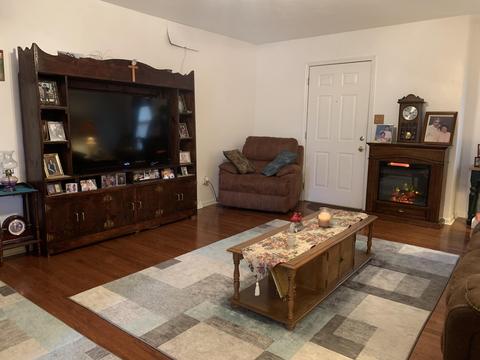 1004 Moonlight Dr, Berea, KY 40403 photo 2