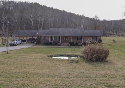 21140 Bolts Fork Rd, Rush, KY 41168