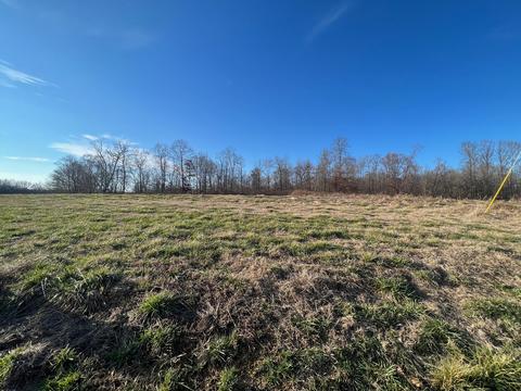 1 Mcclendon Rd, Nancy, KY 42544