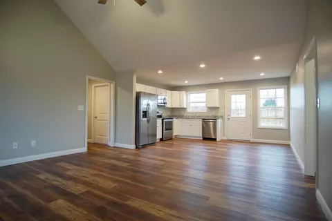 273 Pinehurst Way, Harrodsburg, KY 40330