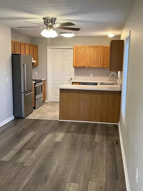 319 Gilbert St, Corbin, KY 40701 photo 9