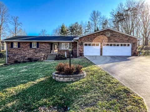 155 Reasor St, Corbin, KY 40701 photo 2