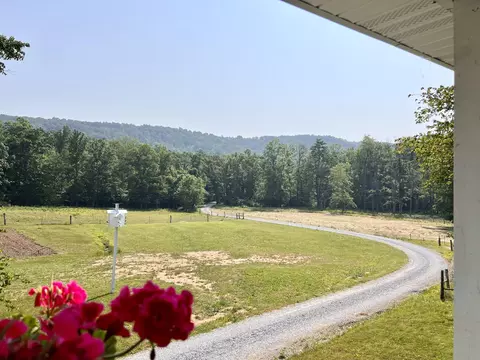 330 Little Bend Locust Rd, Hillsboro, KY 41049