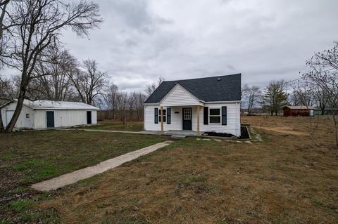 1880 Welch Rd, Jeffersonville, KY 40337
