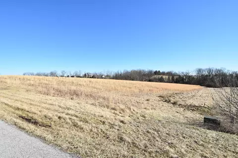 356 Walnut St, Salvisa, KY 40372 photo 4