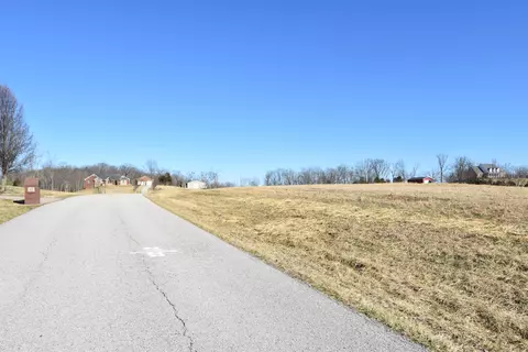 356 Walnut St, Salvisa, KY 40372 photo 2