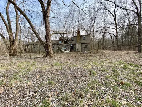5490 Ky-1382, Mayfield, KY 42066