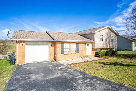 60 Carnation Dr, Corbin, KY 40701 photo 1