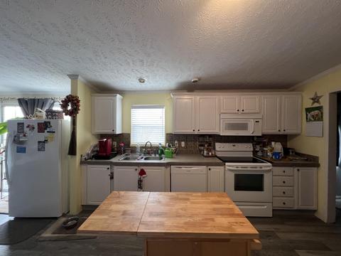 94 Eden Ln, Nancy, KY 42544 photo 5