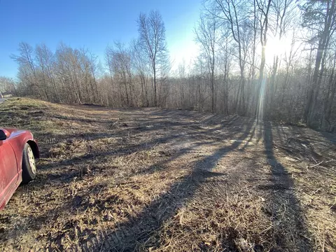 662 Lodge Hall Rd, Mckee, KY 40447
