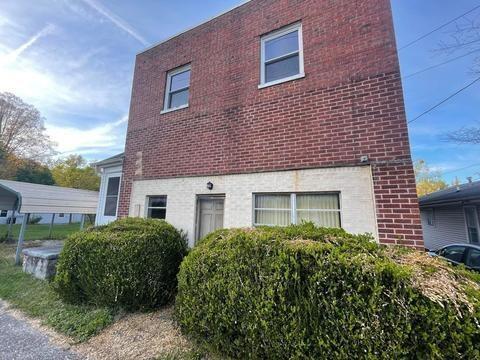 204 W 9th St, Corbin, KY 40701