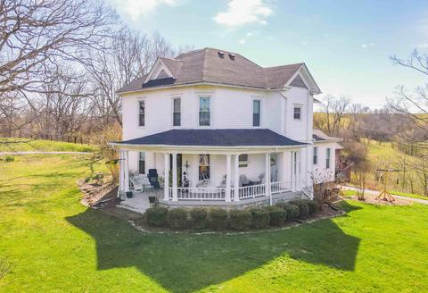 221 Somerset St, Stanford, KY 40484