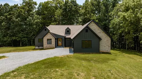 368 Port Of Call Dr, Jamestown, KY 42629