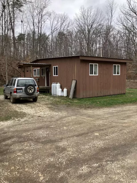 700 Butler Rd, Owingsville, KY 40360